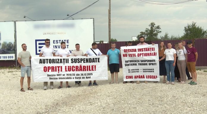 Proteste pe un șantier din Chișinău: oamenii acuză dezvoltatorul că ignoră decizia de suspendare a lucrărilor