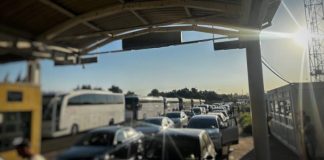 Aglomerație la punctele de trecere spre România: 25.000 de mașini au traversat în ultimele 48 de ore