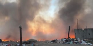 Incendiu la gunoiștea din Căușeni: Un nor gros de fum s-a ridicat deasupra orașului