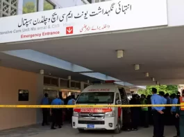 15 bebeluși au murit într-un incendiu izbucnit la secția de neonatologie a unui spital din Pakistan