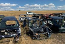 14 mașini cu numere străine, depistate la un centru auto din Florești. Vehiculele încălcau regimul vamal
