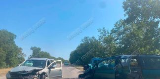 Impact între două automobile la Rîbnița: O pensionară este în stare gravă, iar o fetiță a fost rănită