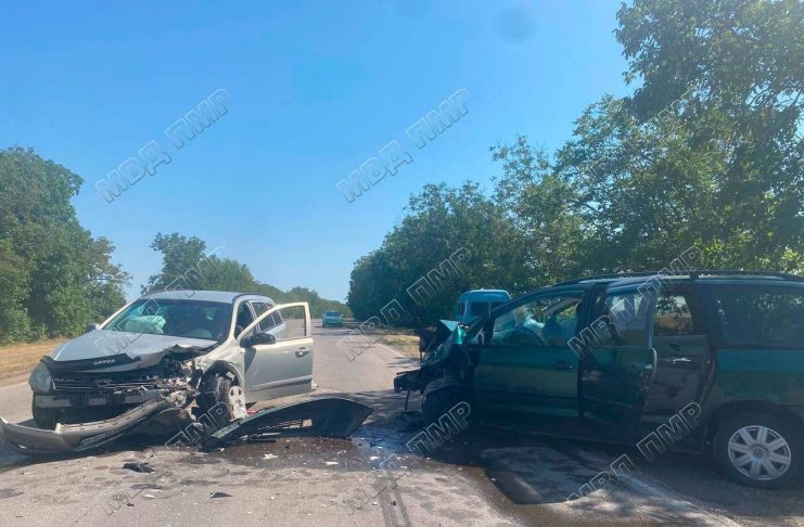 Impact între două automobile la Rîbnița: O pensionară este în stare gravă, iar o fetiță a fost rănită