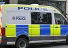 Adolescent rănit grav după ce o substanță necunoscută a fost aruncată asupra lui, în centrul Manchester