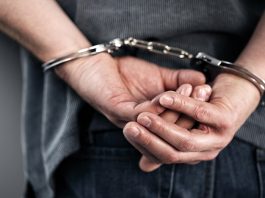 Mii de imagini cu copii, găsite pe telefonul unui bărbat judecat în Finlanda pentru abuzuri sexuale