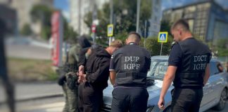 Grup de traficanți de cocaină, destructurat de oamenii legii. Printre suspecți, un angajat al justiției