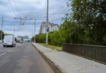 Reparații pe podul de pe bd. Renașterii Naționale. Când vor fi efectuate lucrările la carosabil