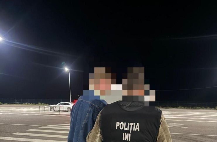 Casă de peste 2,7 milioane de lei, vândută după ce ar fi fost obținută prin înșelăciune. Suspectul, reținut la frontieră
