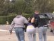 A doua tranșă de bani i-a dat pe mâna poliției: doi bărbați, reținuți pentru șantaj
