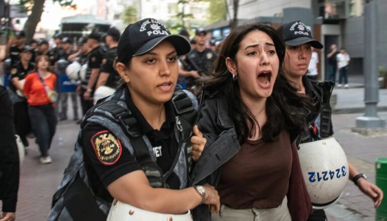 turicia_protest_170926-768x439