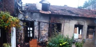 O femeie de 75 de ani, salvată dintr-o casă cuprinsă de flăcări la Orhei