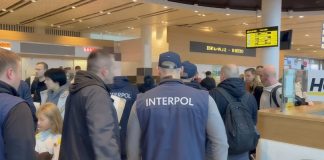 Un bărbat căutat de autoritățile cehe pentru mai multe infracțiuni, extrădat din Republica Moldova
