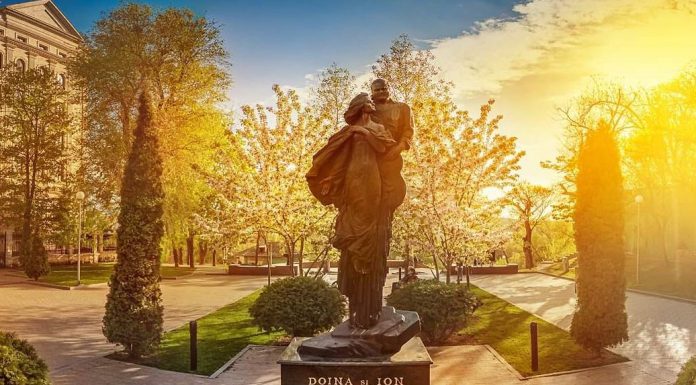 Ion și Doina Aldea-Teodorovici vor fi omagiați în cadrul unui an cultural dedicat lor, la Chișinău