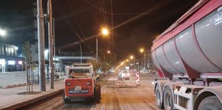 Reparații pe timp de noapte pe strada dintre podul Ismail și bulevardul Ștefan cel Mare