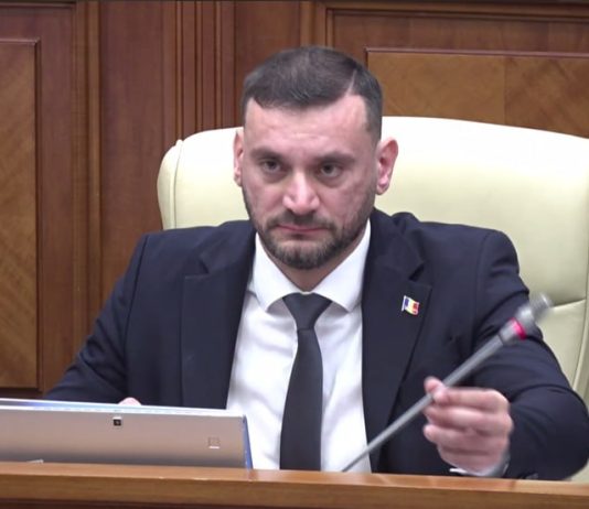 Partidul Nostru a cerut audierea ministrului Energiei, Dorin Junghietu, în Parlament. Solicitarea, respinsă de deputații PAS