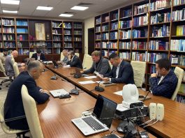 Vot rușinos în Comisie: PAS blochează scutirile pentru colete și bagaje propuse de Partidul Nostru